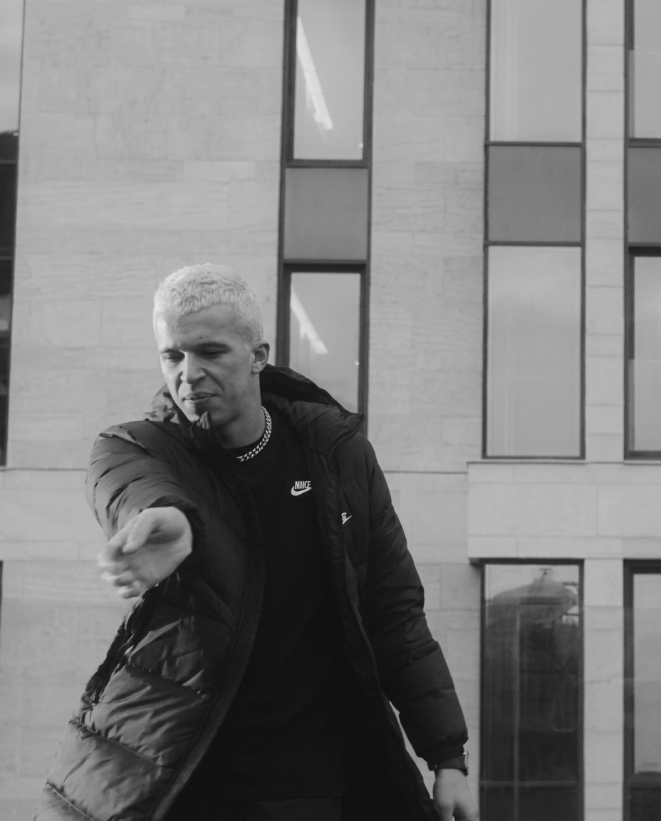 Nike — frame 2